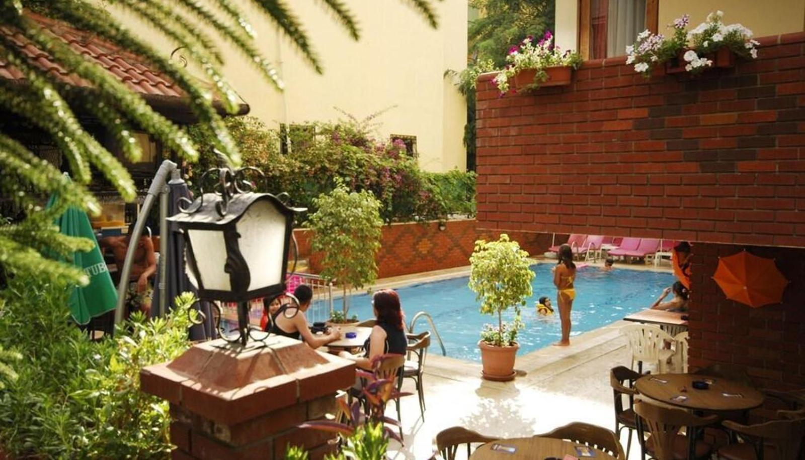 Beautiful Sultan House At Cleopatra Beach 1 With Umbrellas, Balcony, Barbecue, Private 100Mbps Wifi, Smart Tv, Table Games, Vip Trans-Fer - Beautiful Apartmenthouse Alanya Exterior foto